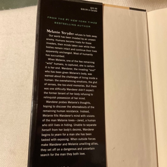 The Host by Stephanie Meyer - Hardcover Book - Picture 3 of 6